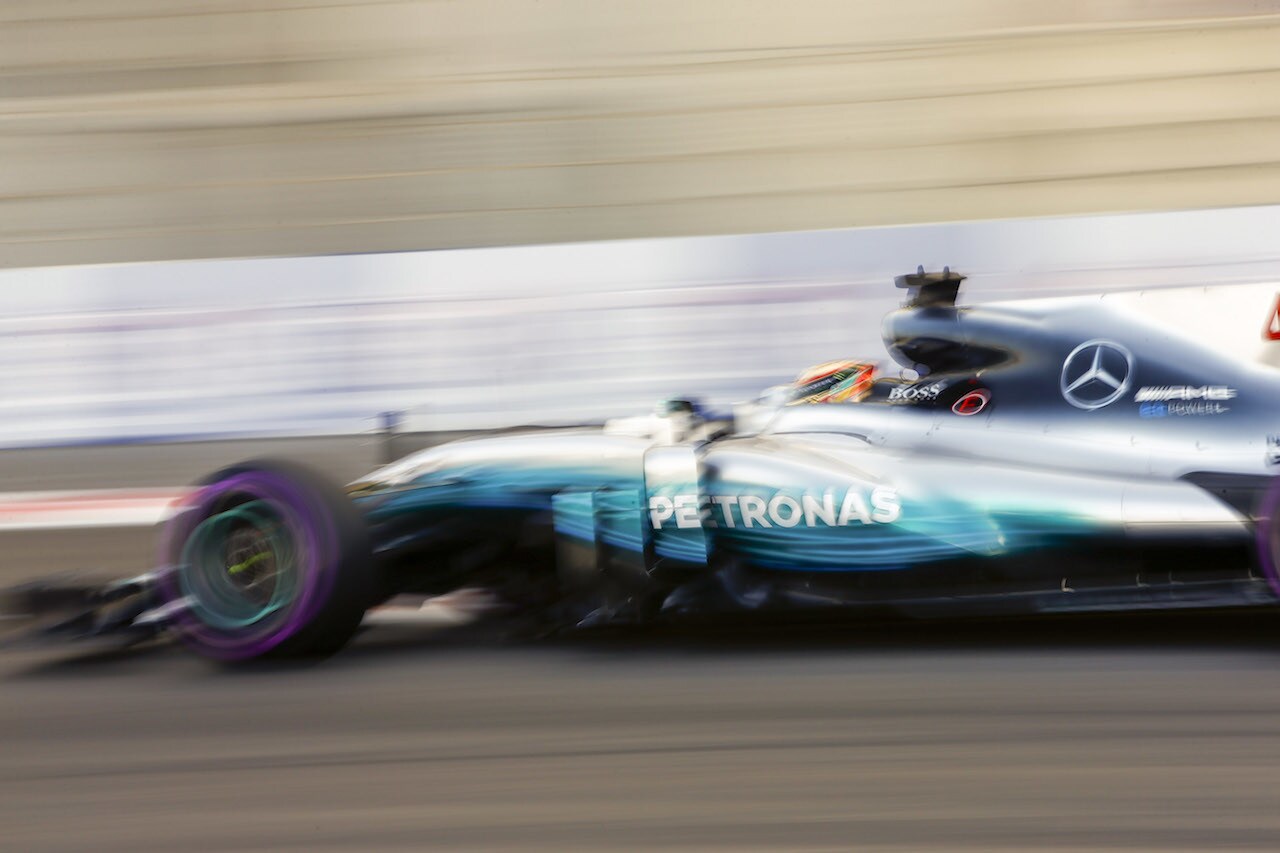 Formula 1 GP Abu Dhabi: le Mercedes precedono le Rosse nelle libere 3