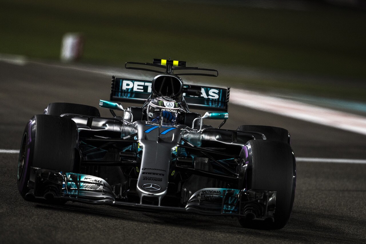 Formula 1 GP Abu Dhabi: Bottas conquista l'ultima pole della stagione
