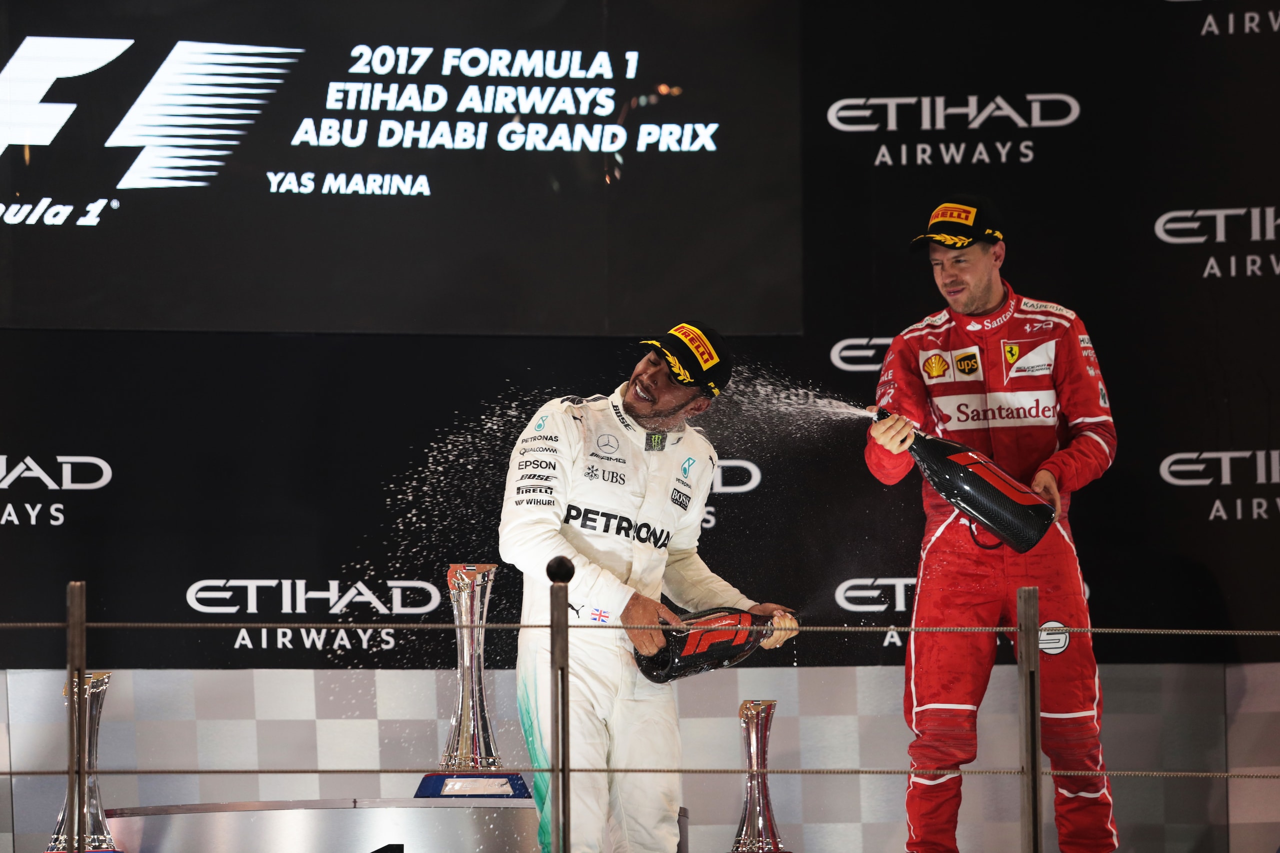 Formula 1 Abu Dhabi, Vettel chiude terzo e rilancia la sfida