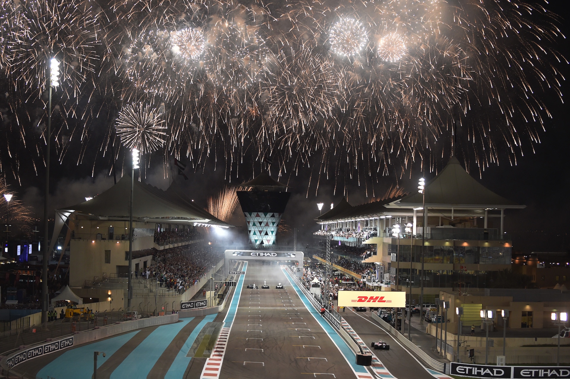 Formula 1: Abu Dhabi, una pista piatta come il deserto e una puntata di Beautiful