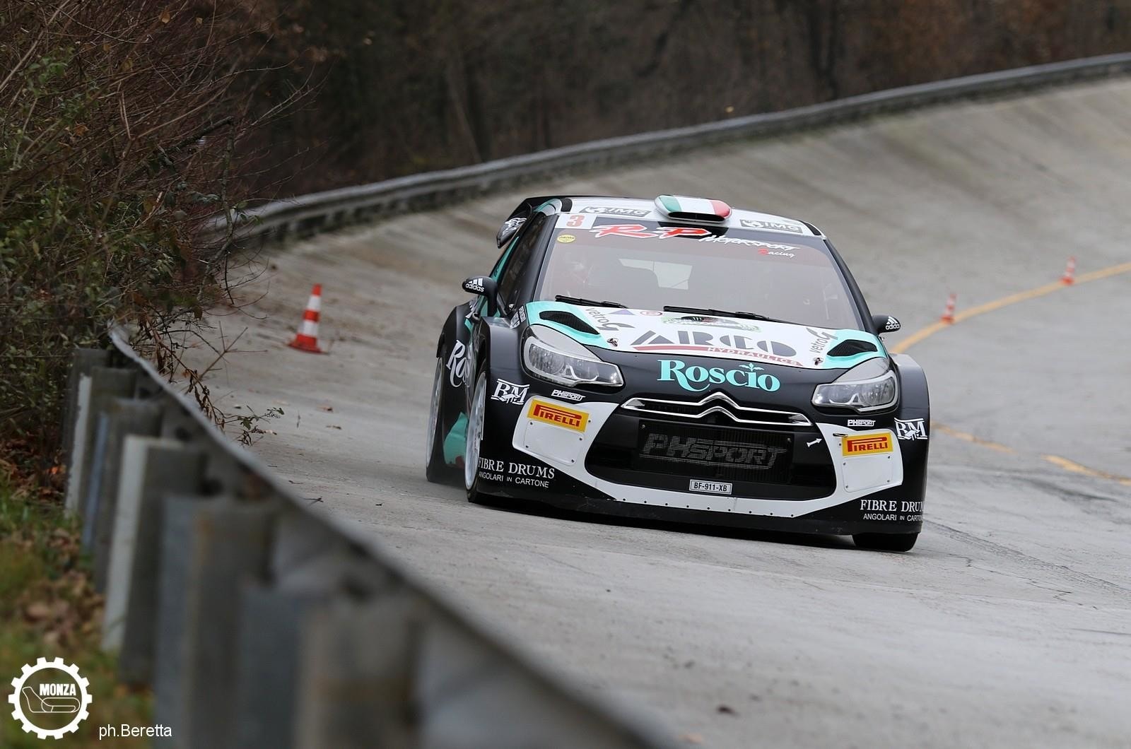 Monza Rally Show: al sabato Bonanomi pennella e Rossi insegue