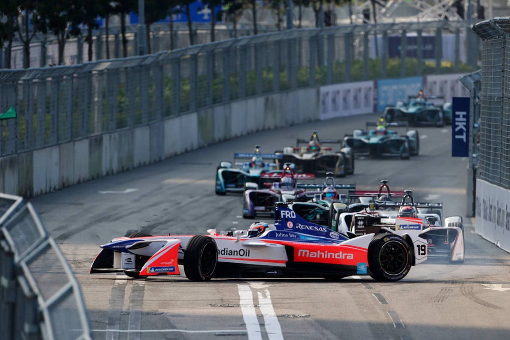 Formula E, via pirotecnico alla quarta stagione