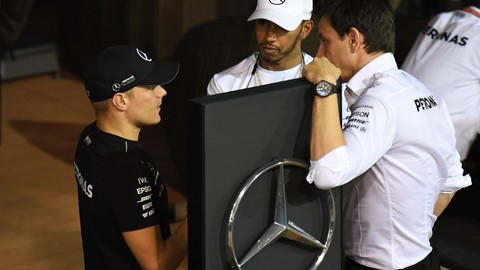 Formula 1: Wolff prevede una lotta a tre con Ferrari e Red Bull