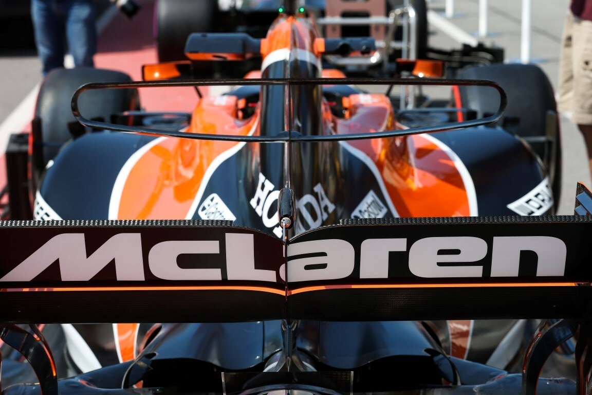 Formula 1, Brown snobba il title sponsor e difende Liberty