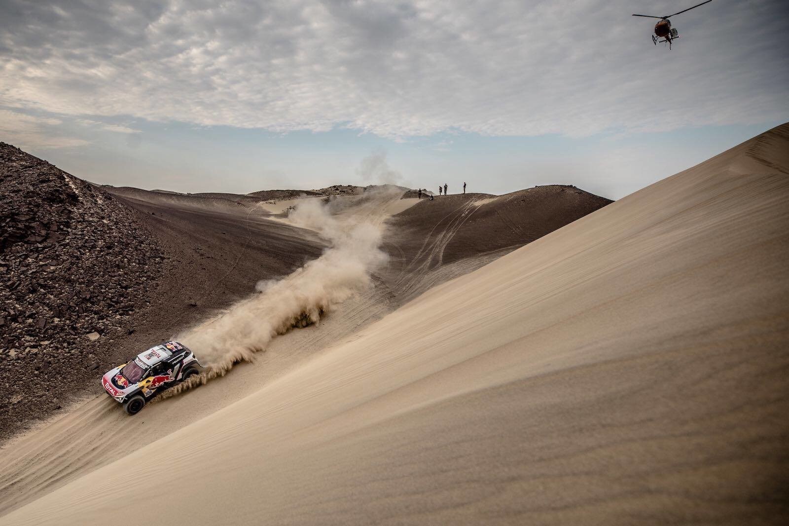 Dakar, Despres guida la riscossa Peugeot nella seconda tappa