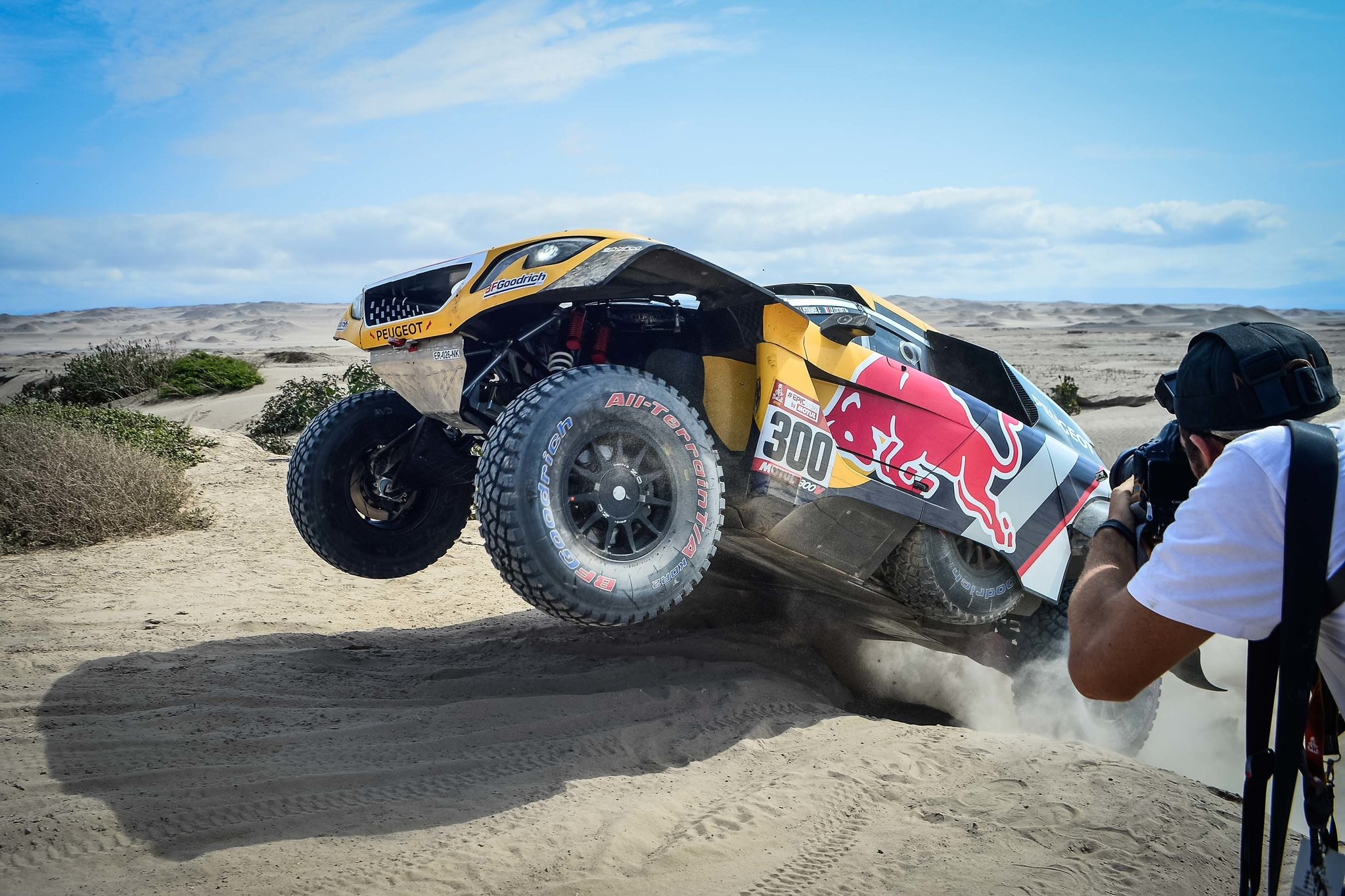 Dakar, tappa 8: Peterhansel d'orgoglio, Sainz sempre leader