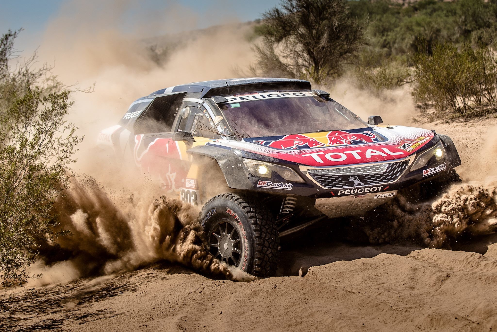Dakar, a De Villiers la tappa 14 a Carlos Sainz la Gloria