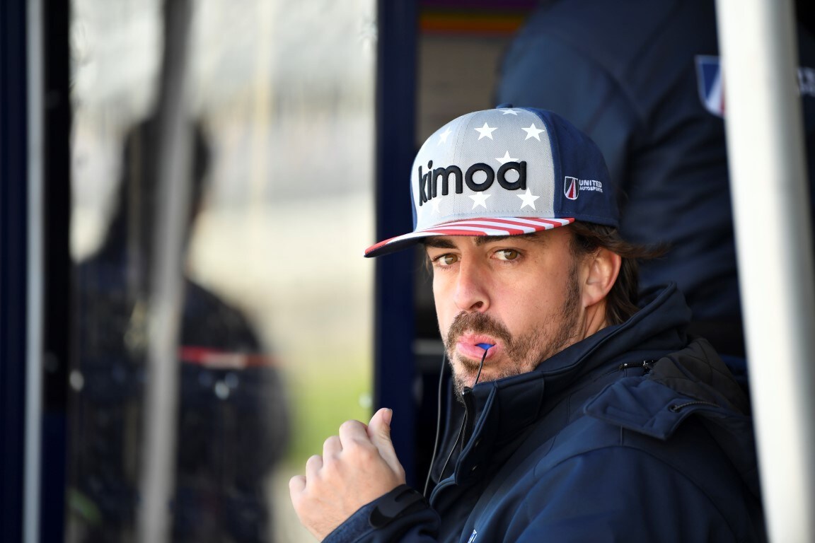 Alonso, visita alla Nascar prima della 24 Ore di Daytona