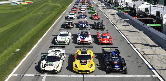 Daytona: inizia la battaglia per la Rolex 24
