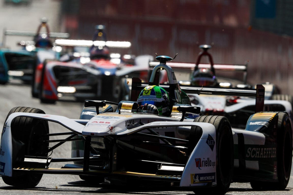 Formula E: Di Grassi incredulo, ancora un ritiro