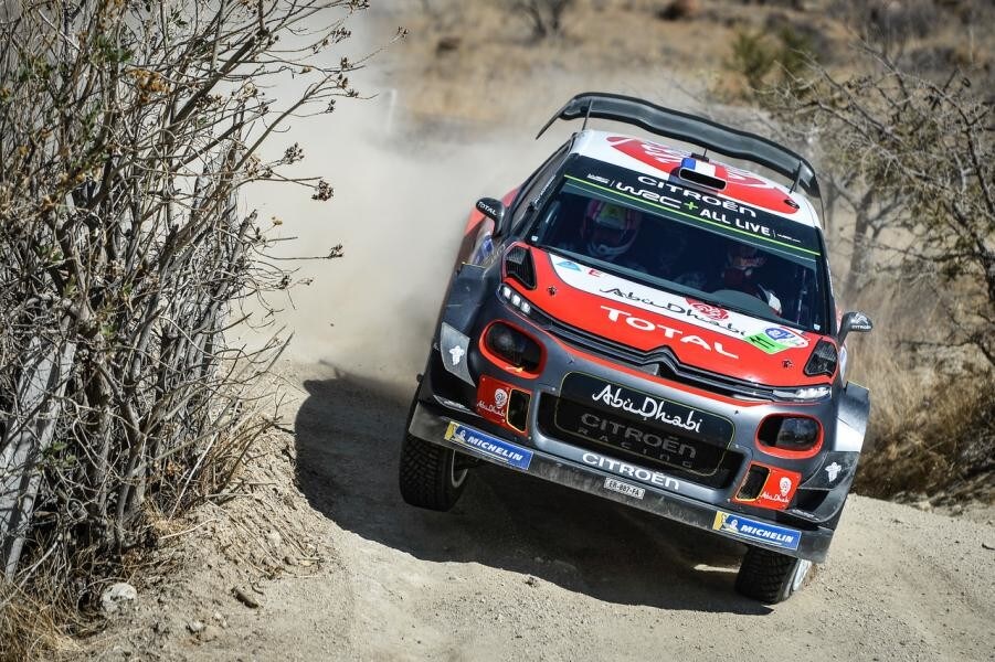 Rally del Messico: Loeb scatenato passa in testa