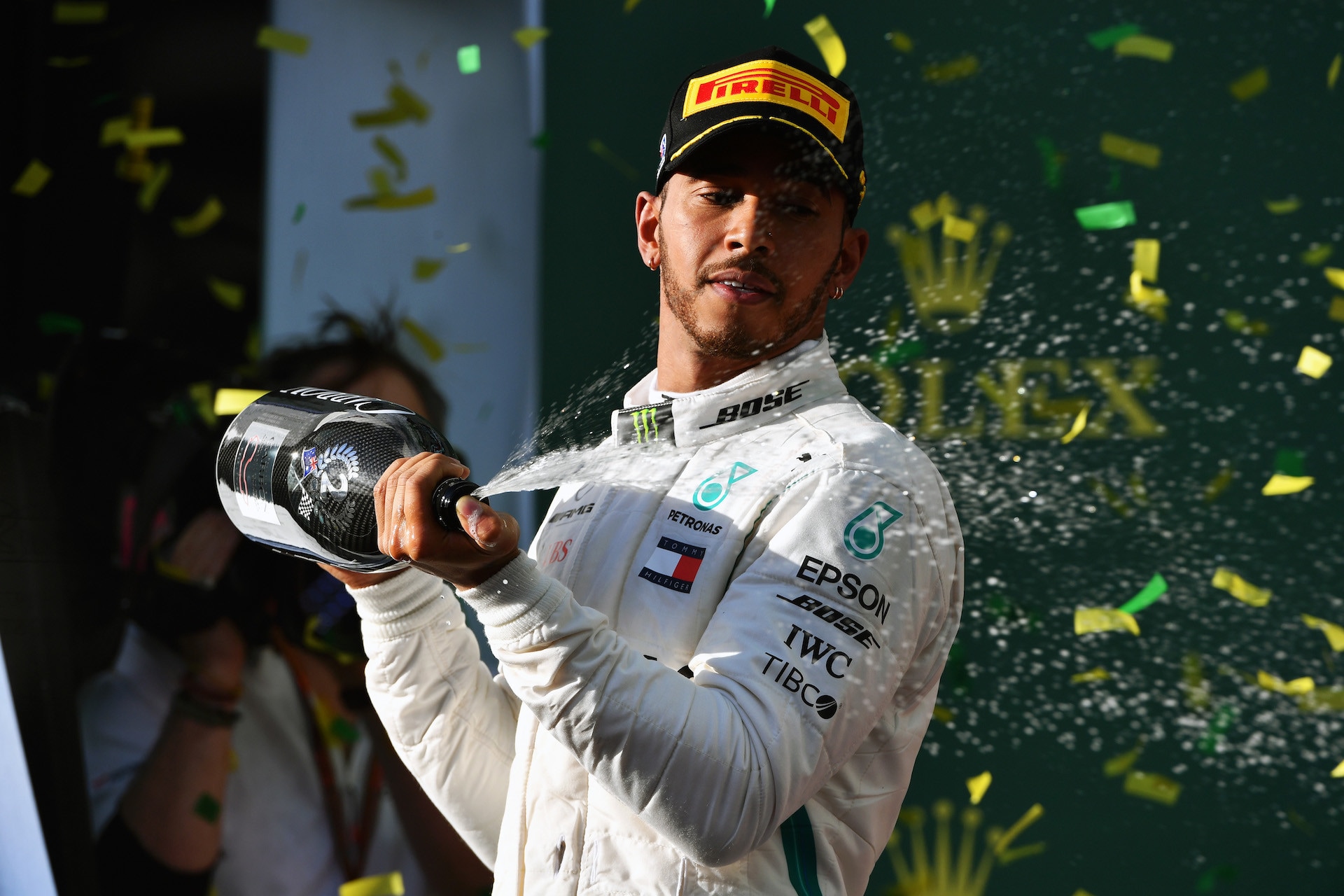 Formula 1 Australia, il sorriso spezzato di Lewis Hamilton