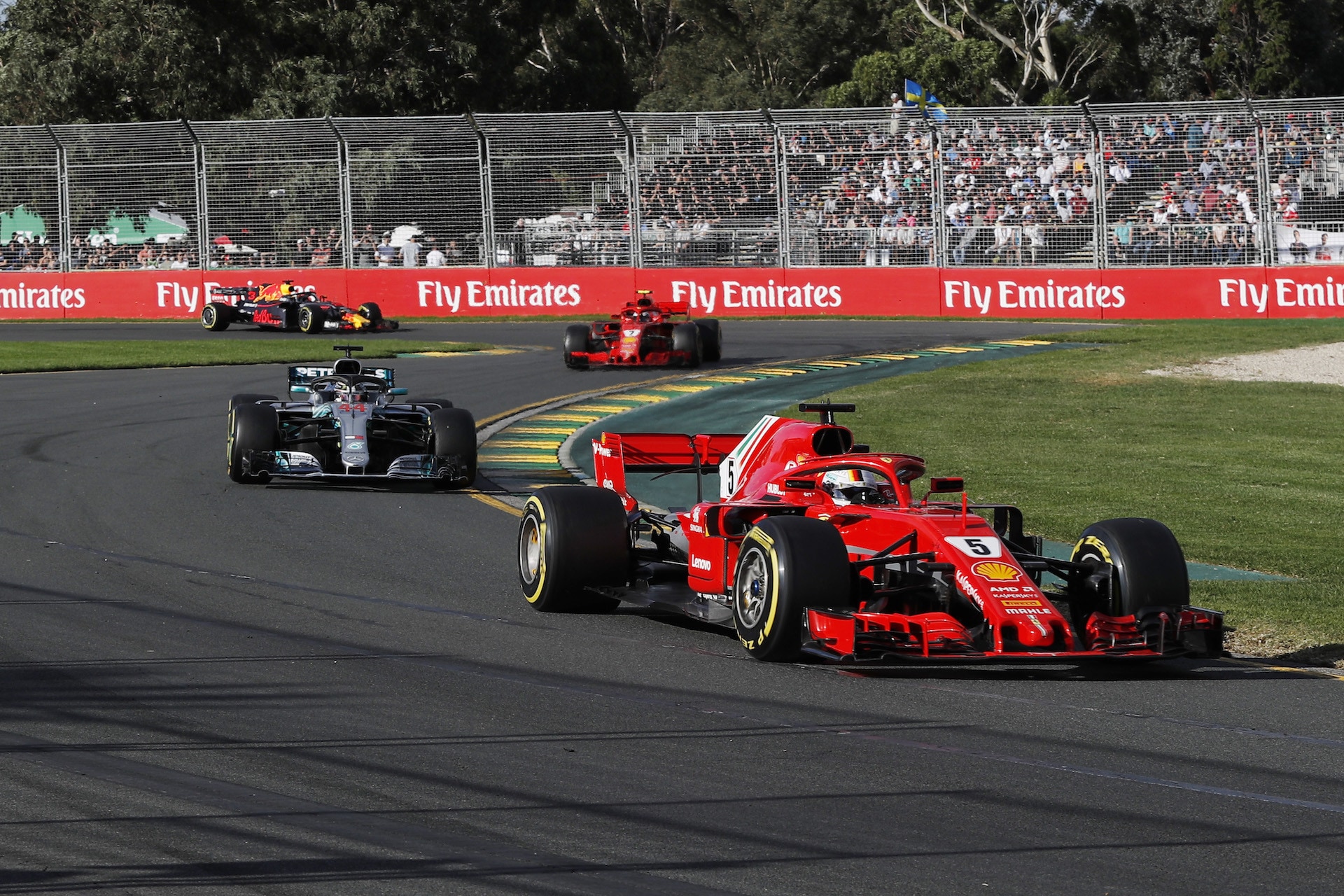 Formula 1 Australia, la fortuna arride all'audace Ferrari