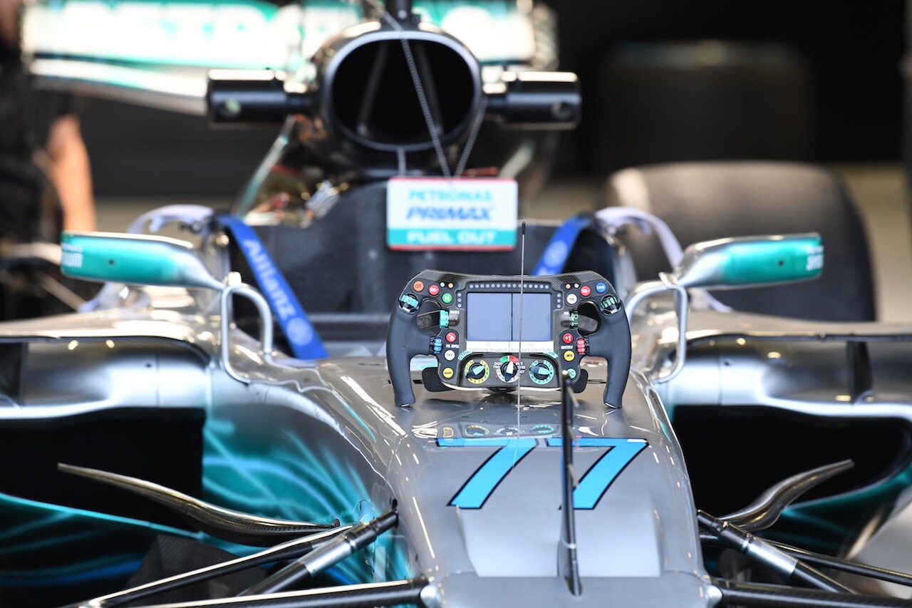 Il bottone magico Mercedes, un dilemma etico e sportivo