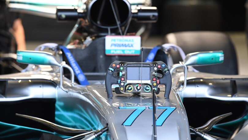 Il bottone magico Mercedes, un dilemma etico e sportivo