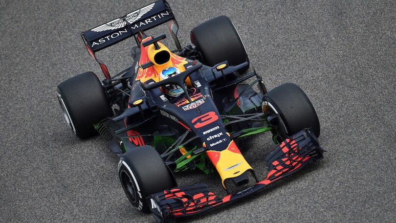 Formula 1 GP Bahrain: libere1 a Ricciardo su Bottas