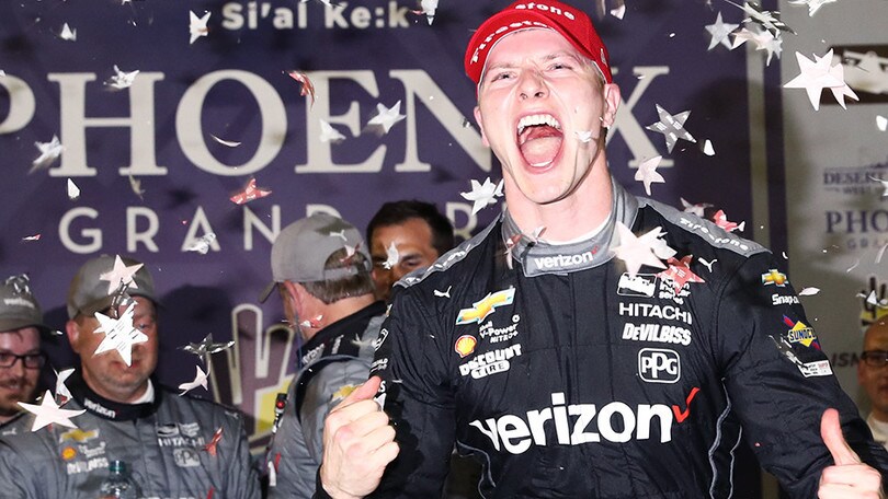 IndyCar Phoenix: Newgarden beffa Wickens di strategia