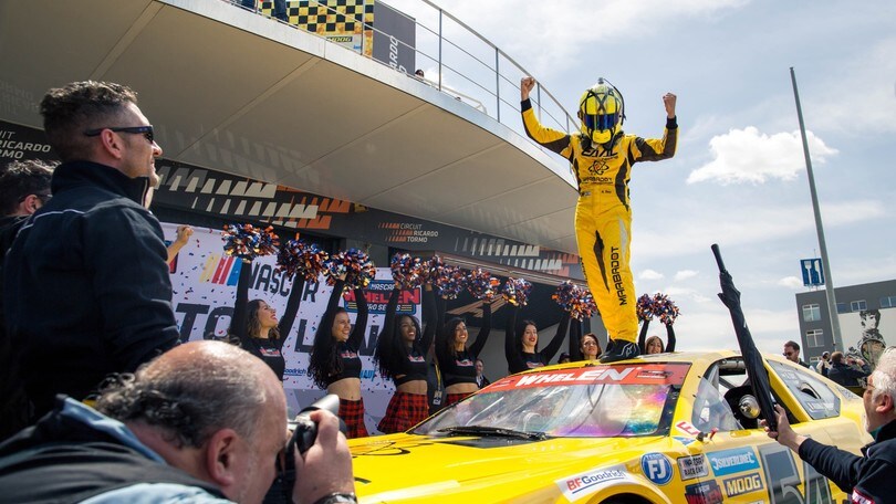 EuroNascar: si comincia nel segno di Day