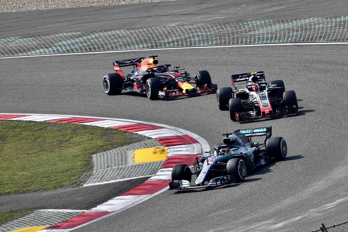 Formula 1 Cina, Hamilton dall'involuzione chiama la rinascita