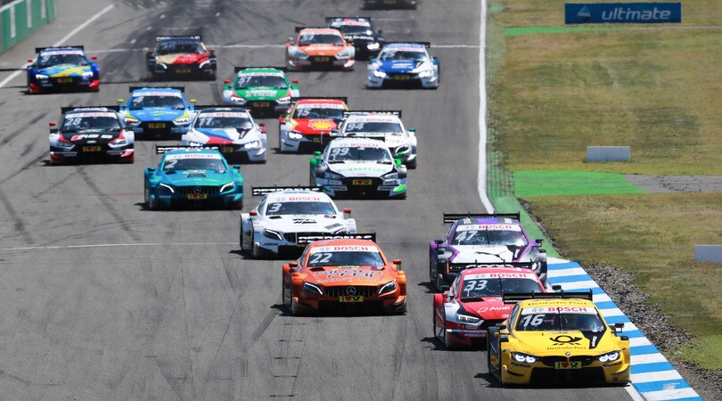 DTM Hockenheim, Glock vince un duello epico con Paffett in gara 2