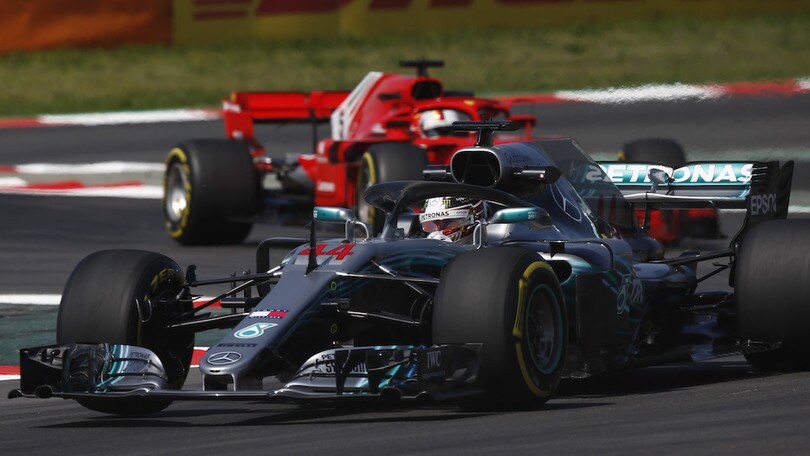 Formula 1 Spagna: Hamilton precede le Red Bull nelle libere 2