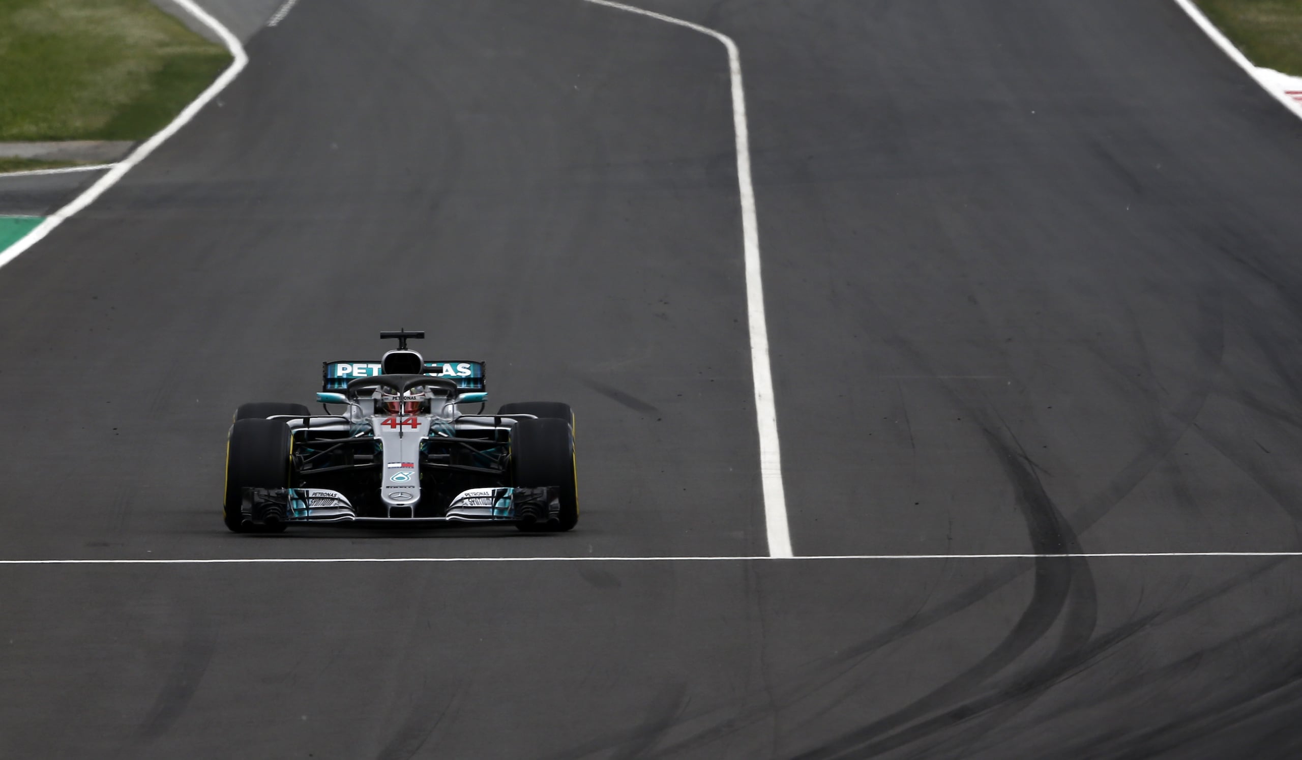 Formula 1 Spagna: Mercedes davanti nelle libere 3, nuovo motore per Raikkonen