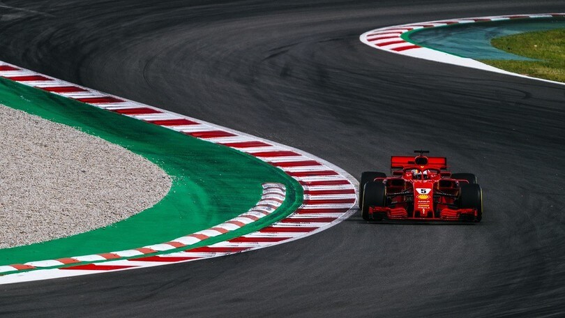 Test F.1, Verstappen il più veloce; terzo tempo per Vettel Test F.1, Verstappen il più veloce; terzo tempo per Vettel
