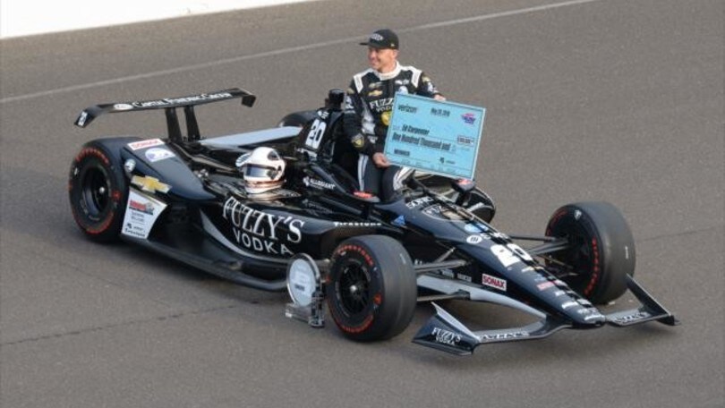 Indy 500: gran pole di Carpenter davanti a un tris Penske