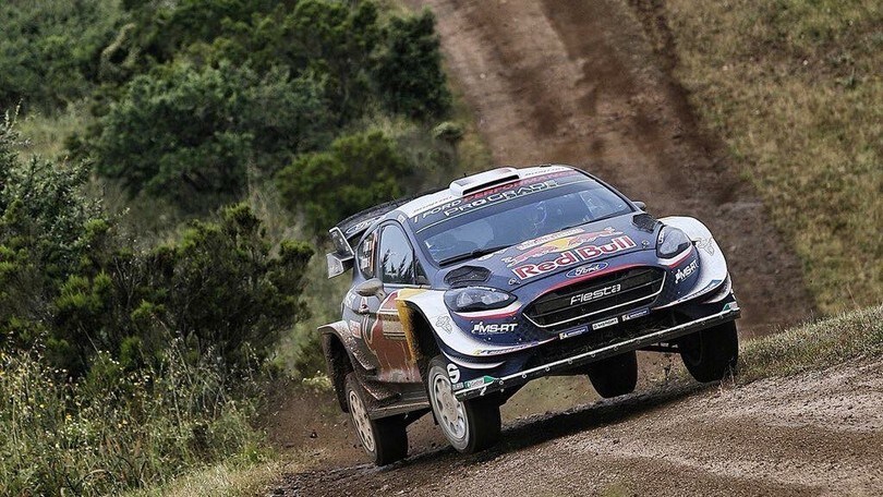Rally Sardegna, Ogier vince la prima sotto la pioggia