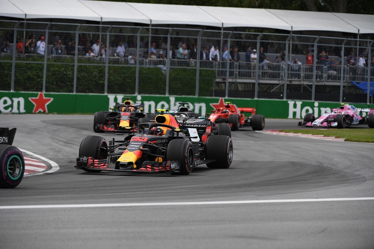 Formula 1 Canada: Verstappen ci prova, Ricciardo ci riesce