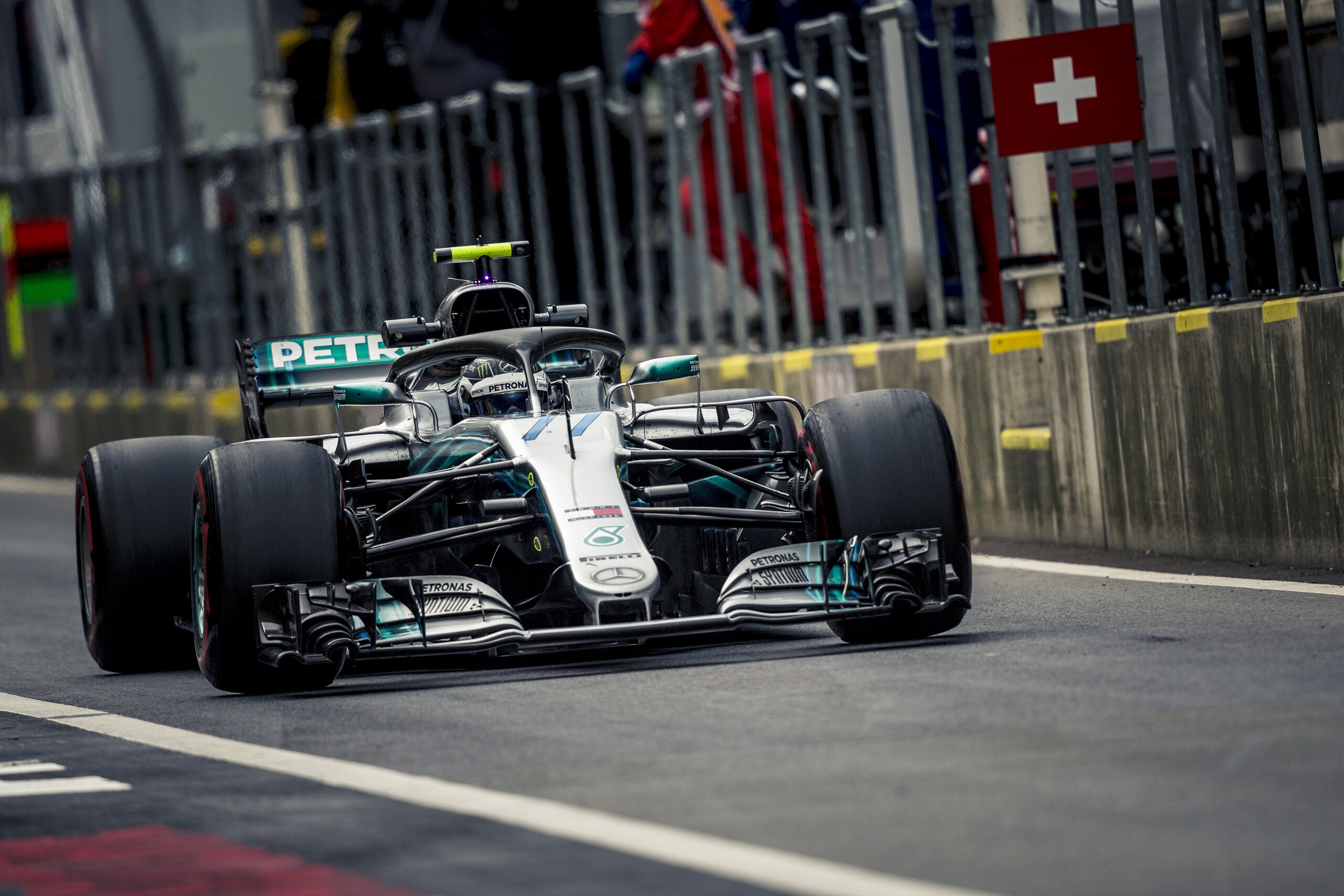 Formula 1 Austria, Bottas vola nel giardino di casa