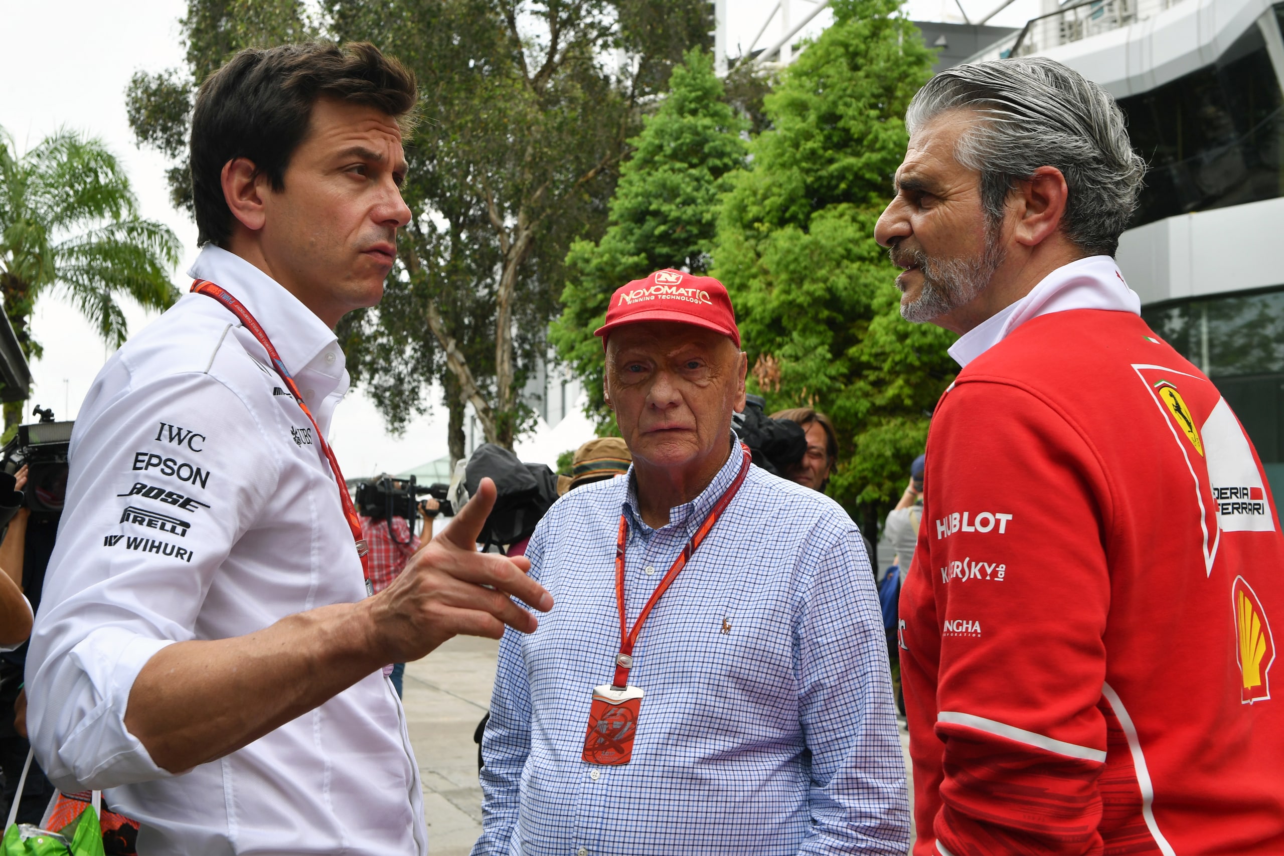 Per favore, niente prediche in F.1 dai Mercedes boys