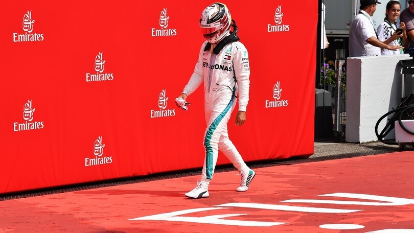 Formula 1 Germania: Hamilton salto all'indietro