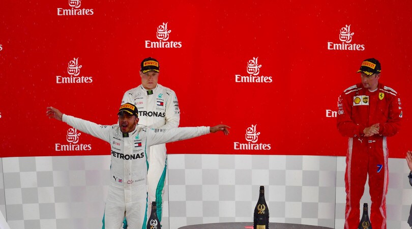 Formula 1 Germania: Vettel vola fuori, doppietta Mercedes