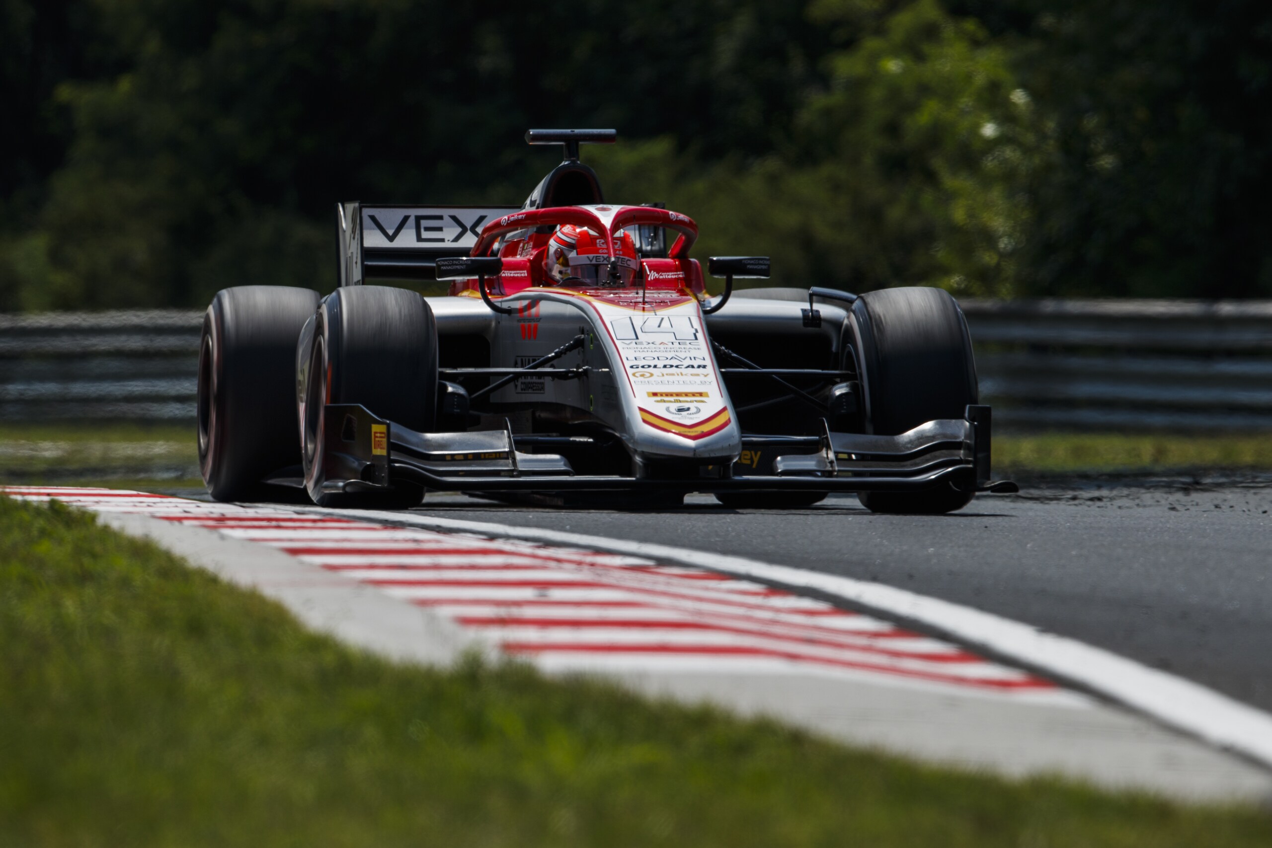 F2 Hungaroring, Sprint Race: Albon beffa Ghiotto sul finale