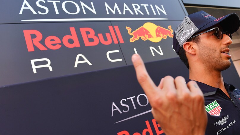 Colpo di scena Ricciardo: lascia Red Bull a fine stagione, destinazione Renault