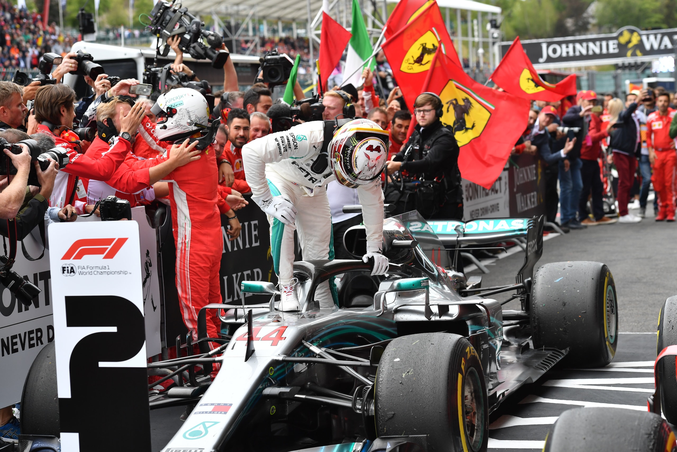 Formula 1 GP Belgio, Hamilton: La Ferrari ha un trucco speciale per andare forte
