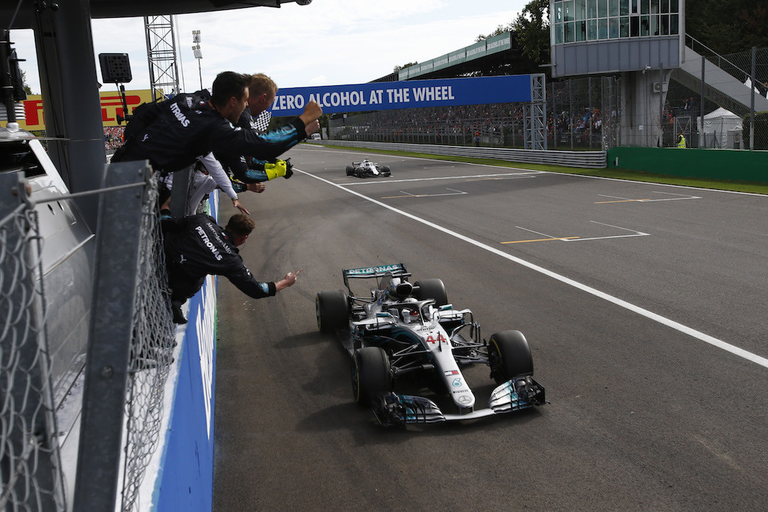 Formula 1 GP Italia: Hamilton gela Monza, Raikkonen 2° e Vettel 4°