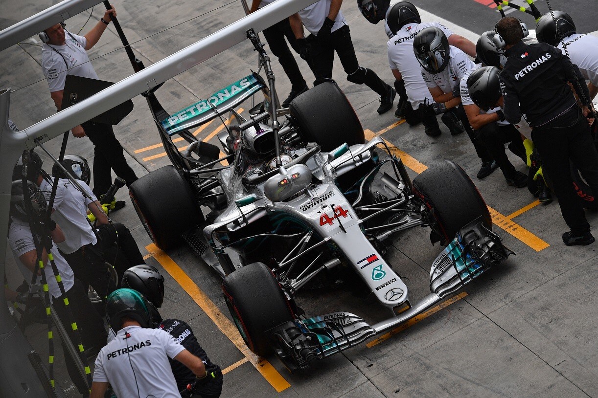 Formula 1 Singapore, Mercedes e Ferrari: morbide differenze