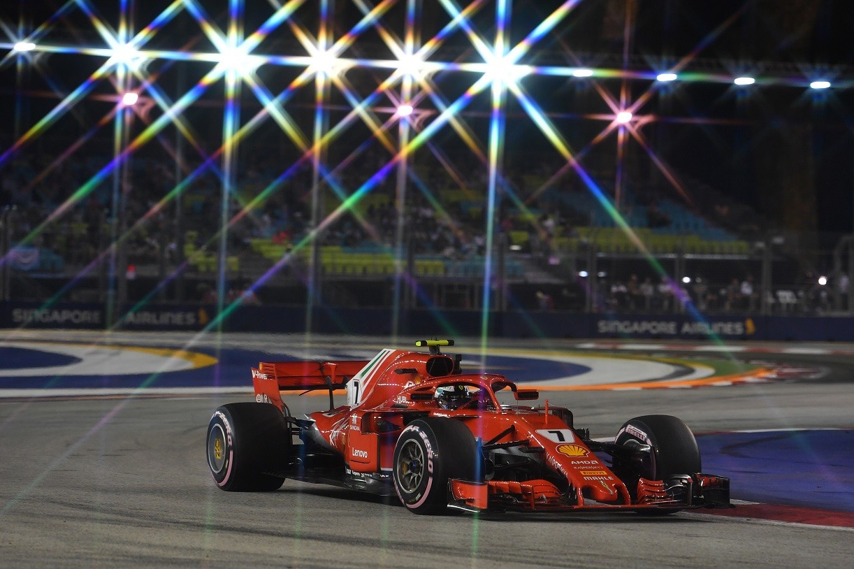 Formula 1 Singapore, brilla Raikkonen a Marina Bay