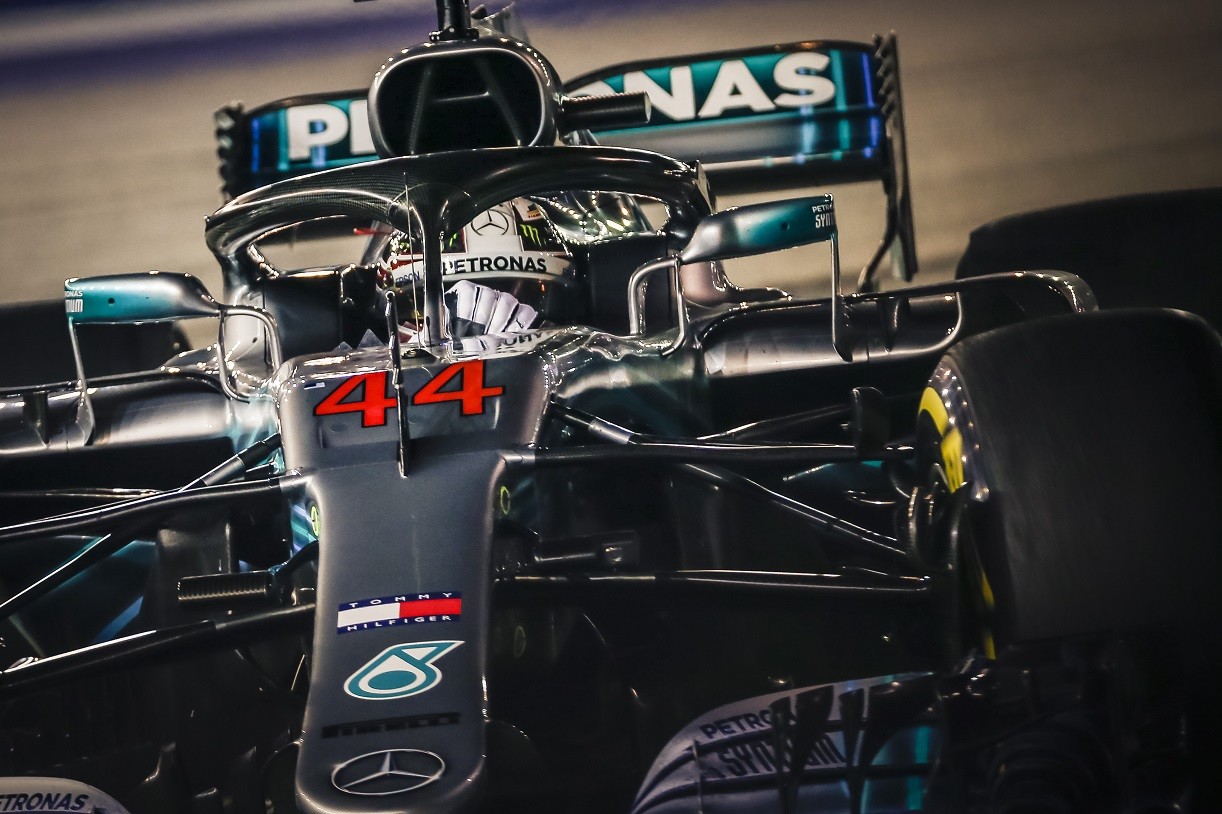 Formula 1 Russia, Mercedes lotta con la serenità del primato