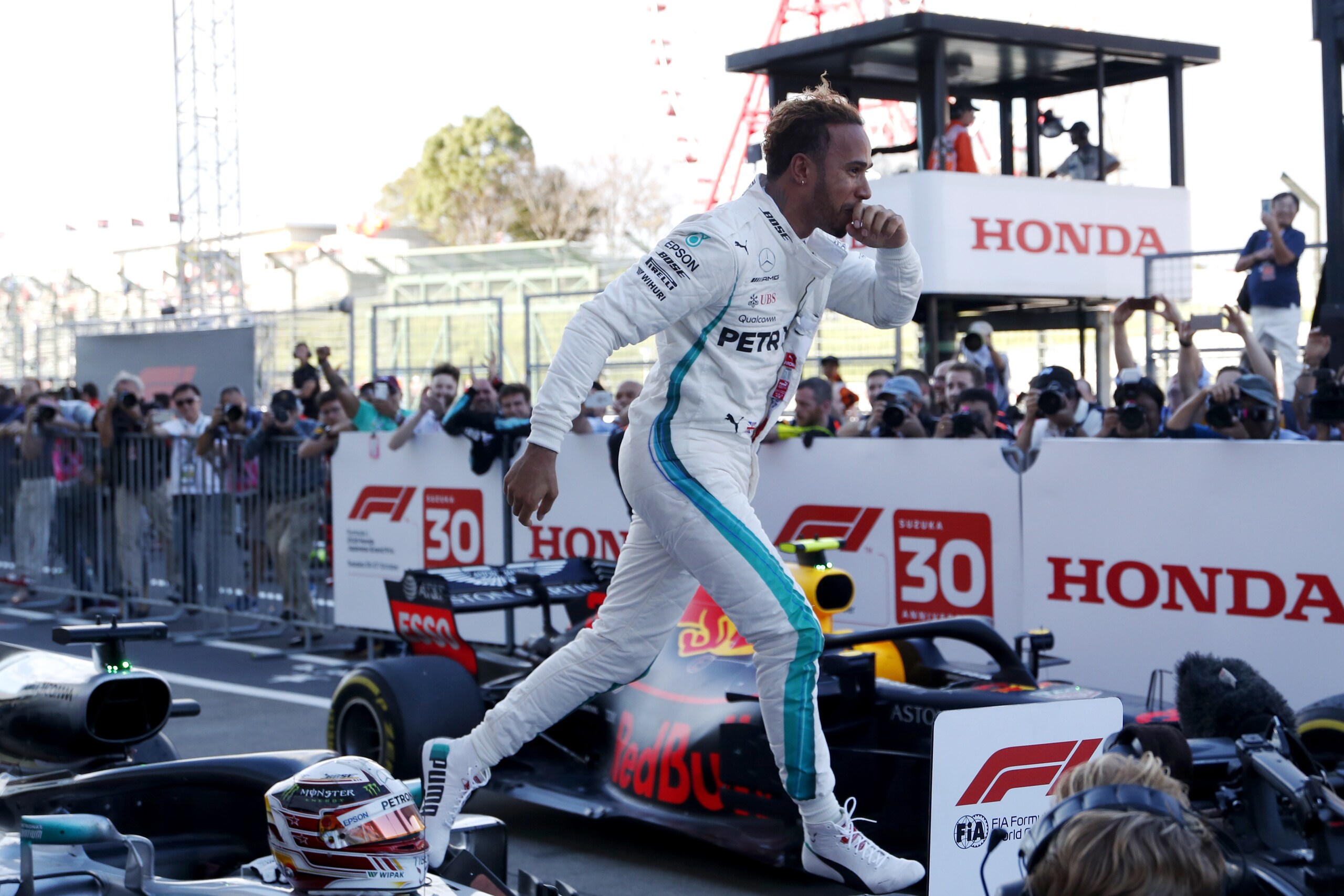 Formula 1 Giappone, Hamilton: Uno show, ma per il Mondiale non è finita