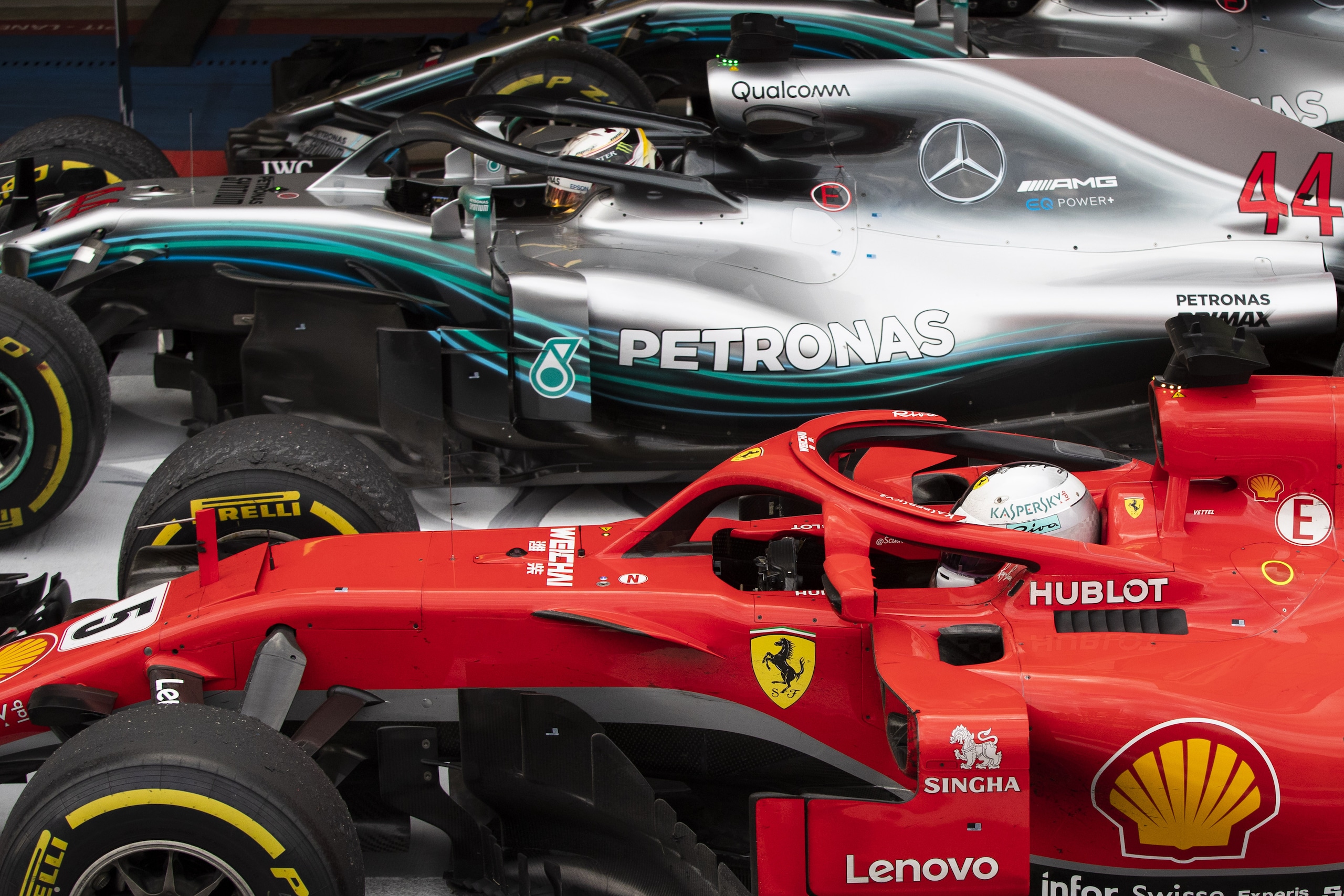 Formula 1, Hamilton: imprevedibile il calo Ferrari dopo Monza
