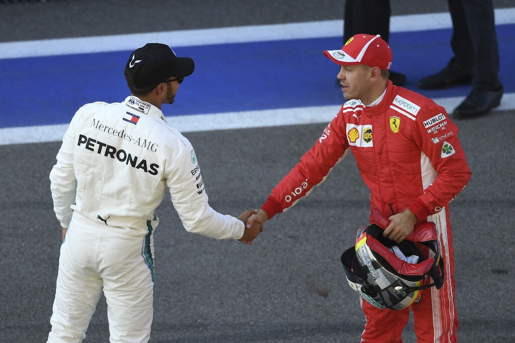 Formula 1, Hamilton: solidarietà a Vettel, merita più rispetto