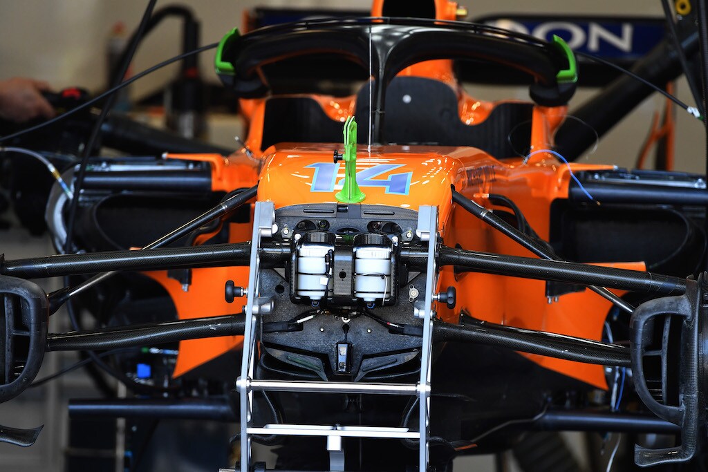 McLaren MCL34, produzione ai primi passi
