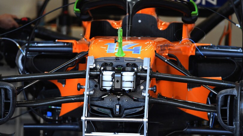 McLaren MCL34, produzione ai primi passi
