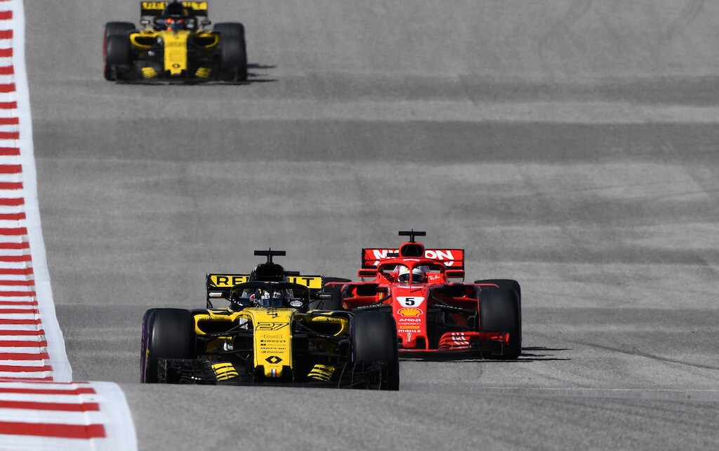 Formula 1 USA, Renault allunga in casa del nemico