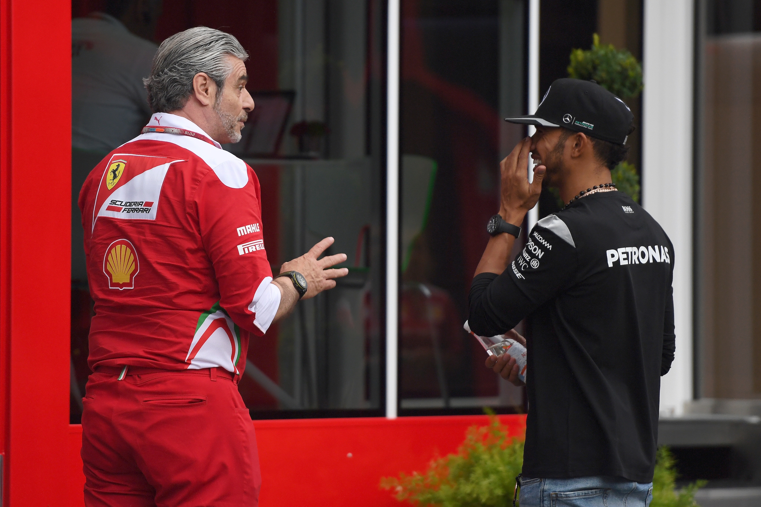 Hamilton in Ferrari dal 2021: cosa ne pensate?