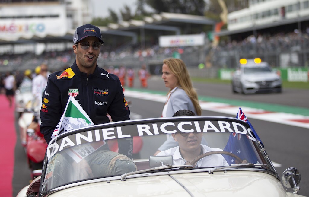 Formula 1, Ricciardo oltre le delusioni: correrà le ultime due gare