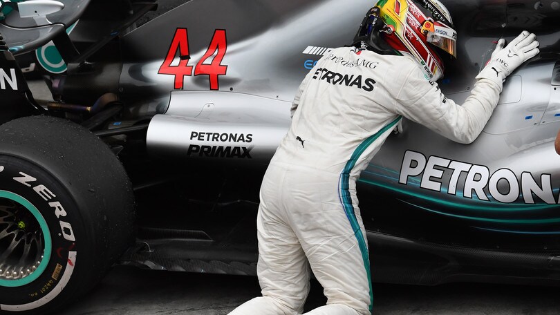 Formula 1 Abu Dhabi, Hamilton a rischio penalità